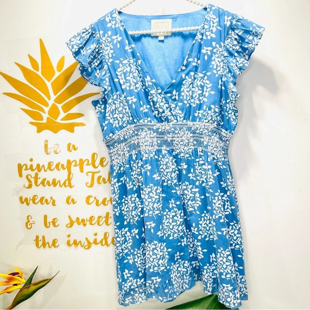SAIL TO SABLE Blue Floral Flutter Ruffle Sleeve Smock Waist Mini Dress Large - Picture 12 of 13